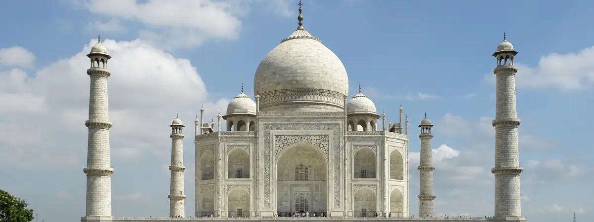 Luxury India Tour with Tiger Safari and Taj Mahal